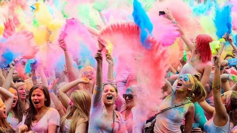 Arriva il Magic Color Party a Rainbow Magicland