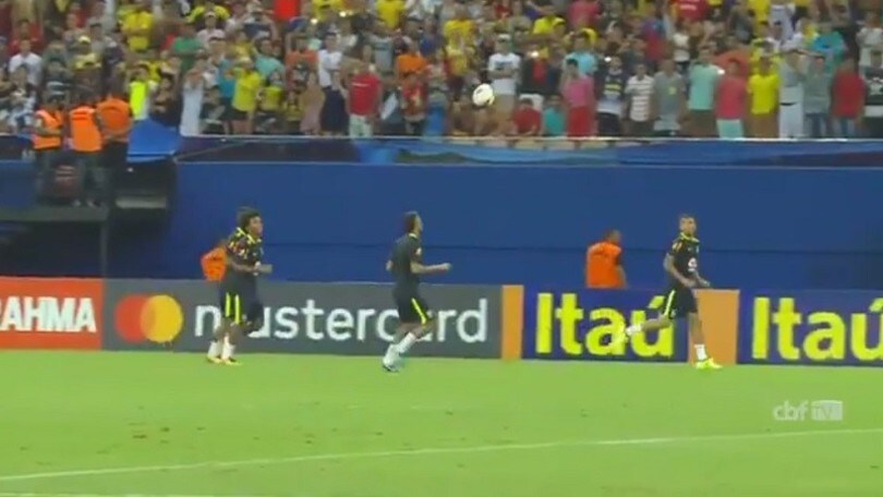 Brasile, Neymar-Gabriel Jesus show: che serie di palleggi!