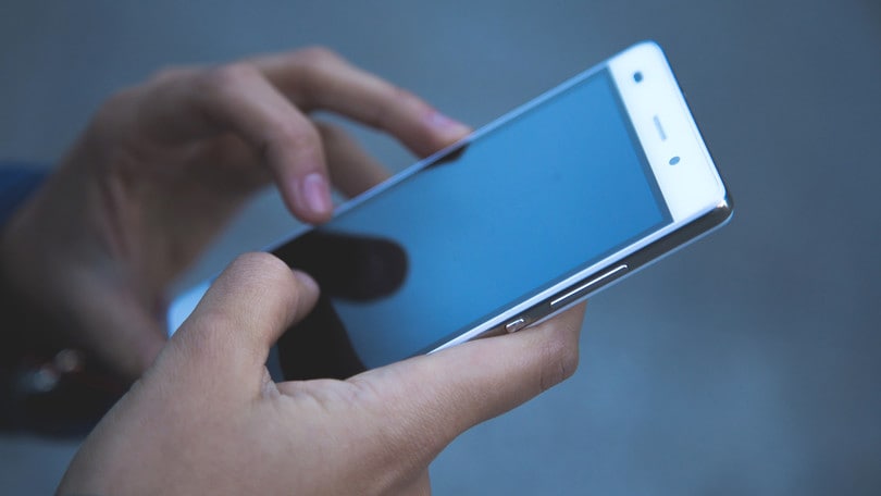 Ecco il primo telefono senza batteria
