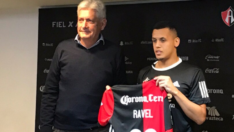 Lazio, l'ex Morrison si presenta all'Atlas: «Qui per essere felice»
