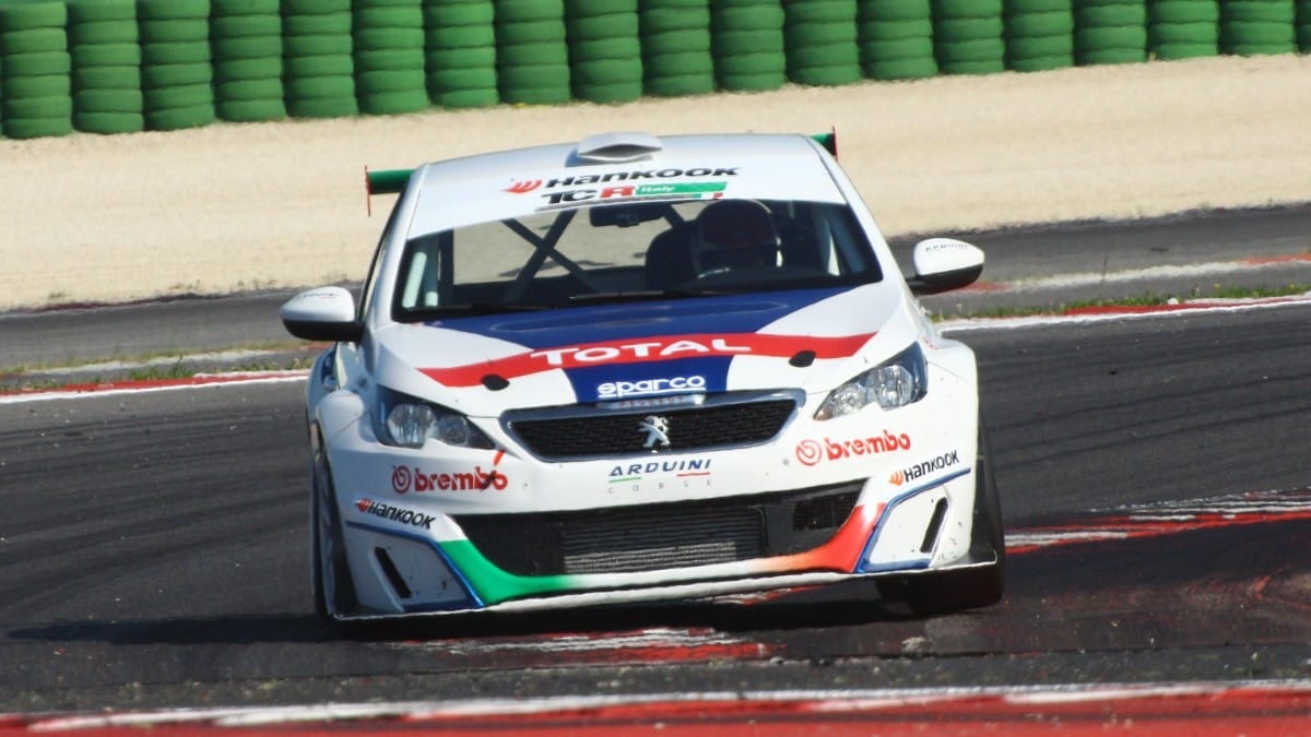Campionato TCR, il Corsport in pista a Imola con Peugeot