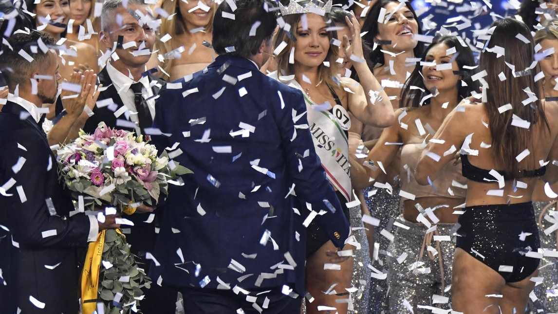 <p>E' una studentessa di giurisprudenza di 21 anni di Vallarsa, un piccolo comune in provincia di Trento. Seconda classificata la 19enne Laura Codén di Feltre, in provincia di Belluno</p>

