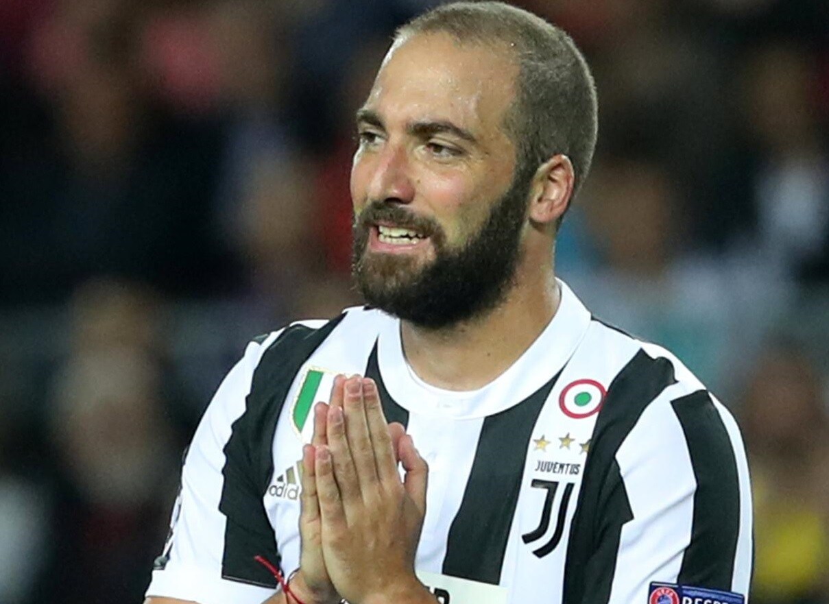 Barcellona-Juventus 3-0, Higuain nel mirino dei giornali: «In Champions è mediocre»