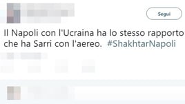 Napoli ko con lo Shakhtar, la rabbia dei tifosi su Twitter