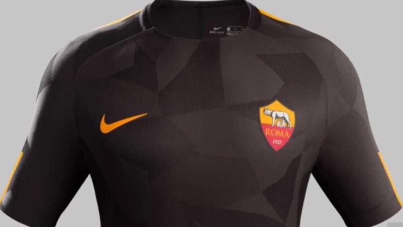 Roma, all'Olimpico contro il Verona debutta la terza maglia