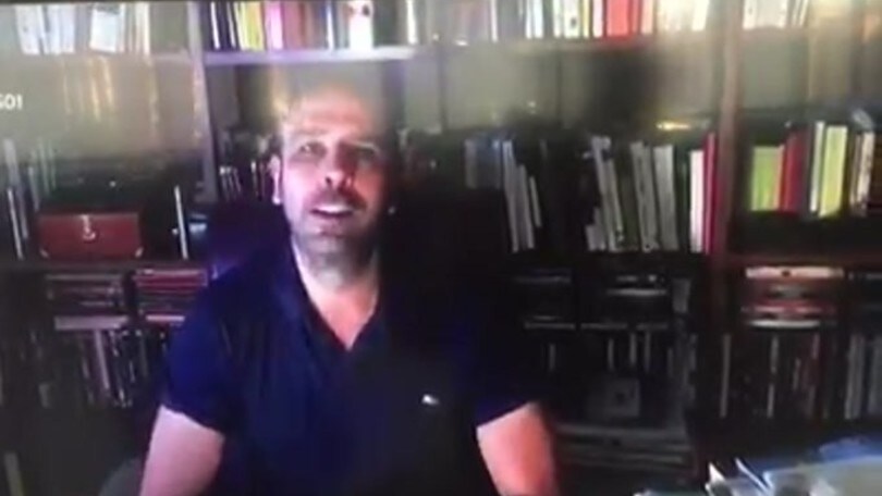 Checco Zalone agli studenti: «Non sapete quanto ho studiato per fare il cafone»