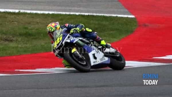 MotoGp, clamoroso: Valentino Rossi già in pista a Misano