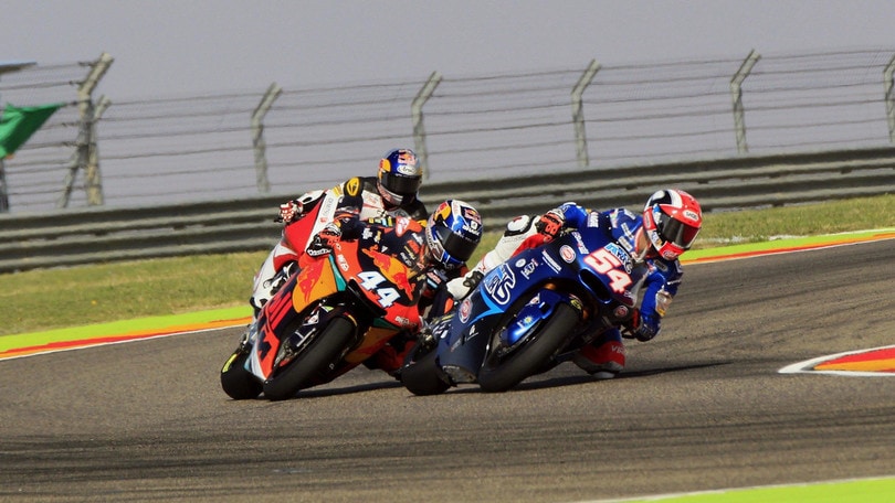 Moto2 Aragon, Oliveira soffia la pole a Pasini