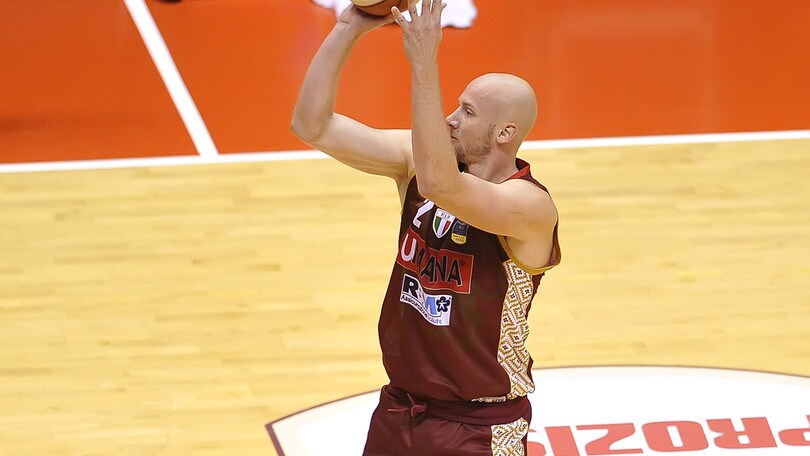 Supercoppa, Venezia batte Sassari e raggiunge Milano in finale
