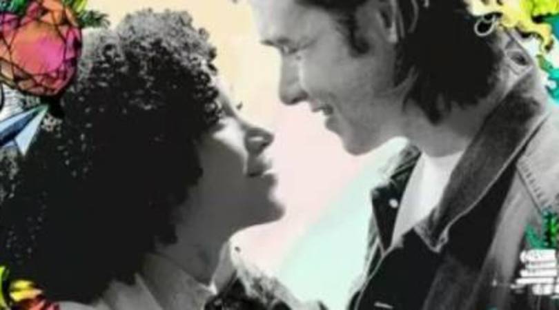 Noi siamo tutto, al cinema una tenera storia d'amore fra teenager