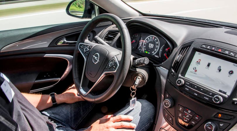 Come funzionano i sei livelli della guida autonoma