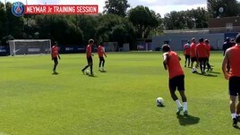 Psg, Cavani rifiuta un milione per rinunciare ai rigori