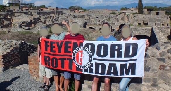 Champions League, tifosi del Feyenoord a Napoli nonostante il divieto: tre arresti
