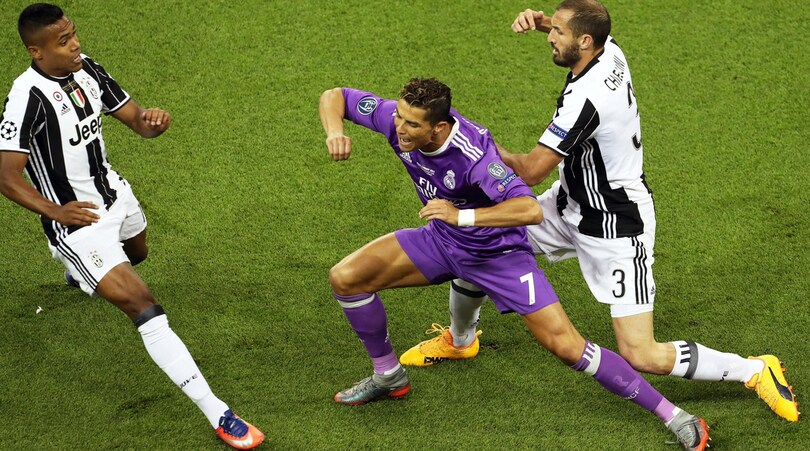 Juventus, pronti i rinnovi di Alex Sandro e Chiellini