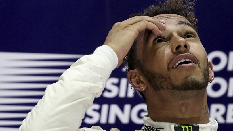 F1 Mercedes, Hamilton: «Vettel vuole vincere? Auguri»