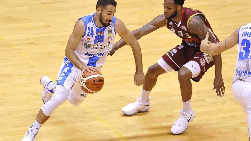 Basket Serie A, Sassari riparte da zero per tornare al top