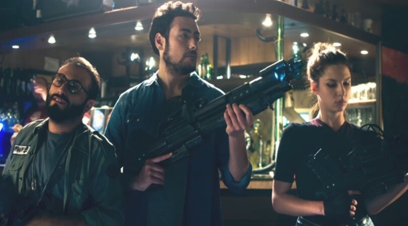 Addio fottuti musi verdi, il trailer del film dei The Jackal