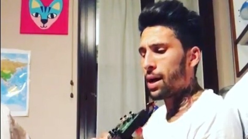 Chievo, Castro canta la sigla di Narcos