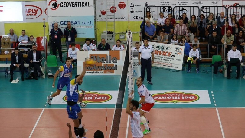 Volley: A2 Maschile, Girone Blu: in tre al comando