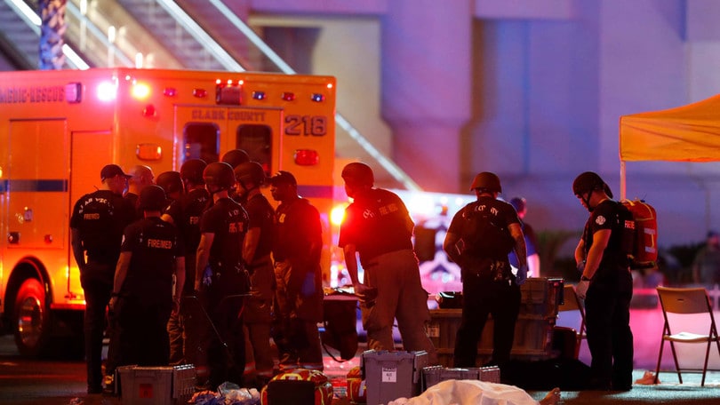 Tragedia a Las Vegas: spari sulla folla, morti e feriti