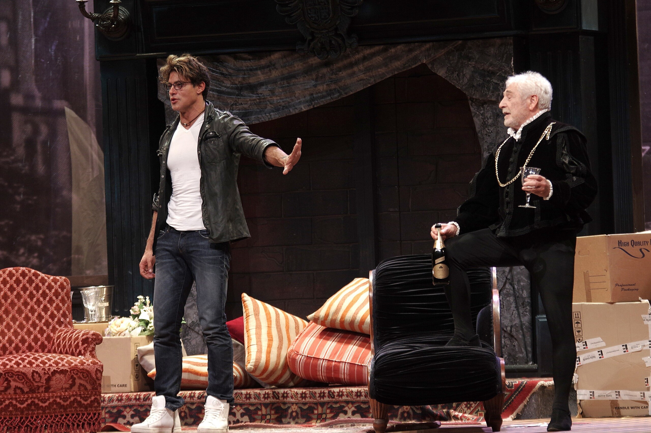 Al Sala Umberto in scena con Odio Amleto