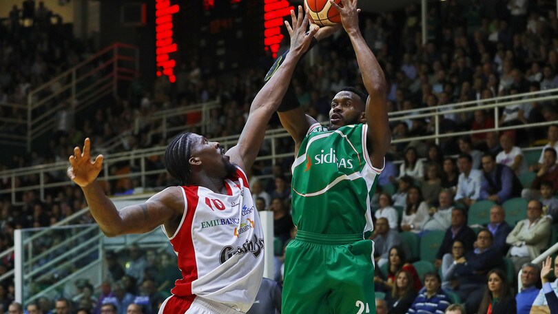 Rich piega la Reggiana, Avellino vince all'esordio