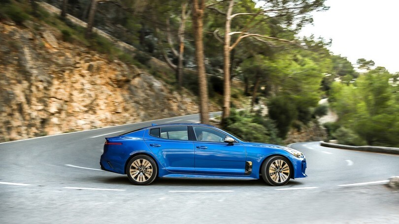 Kia Stinger, immagini live