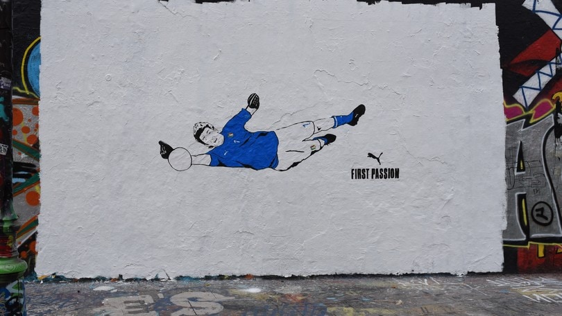Parigi, ecco il curioso murales di Buffon