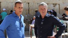 Ancelotti allenatore per un giorno a Gerusalemme: ecco le foto
