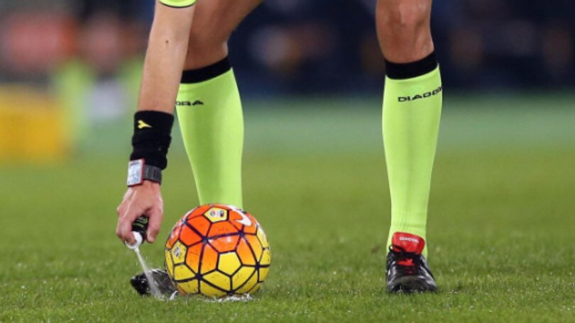 Serie B, arbitri: Palermo-Parma a Sacchi. Il Frosinone a Pezzuto