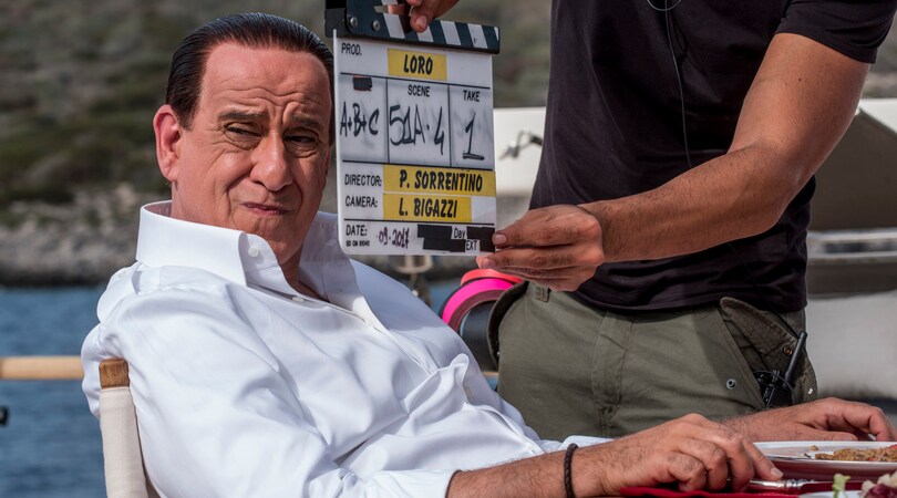 Loro, la prima foto di Toni Servillo nei panni di Berlusconi