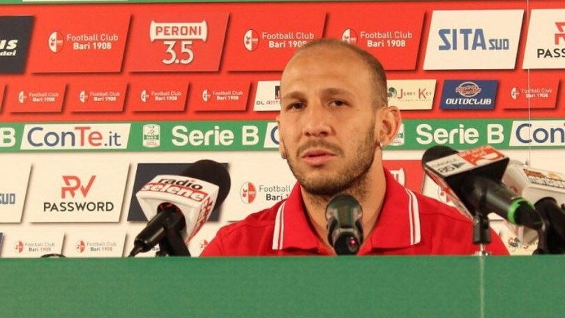 Serie B Bari, Galano: «Stiamo facendo bene, ma possiamo migliorare»