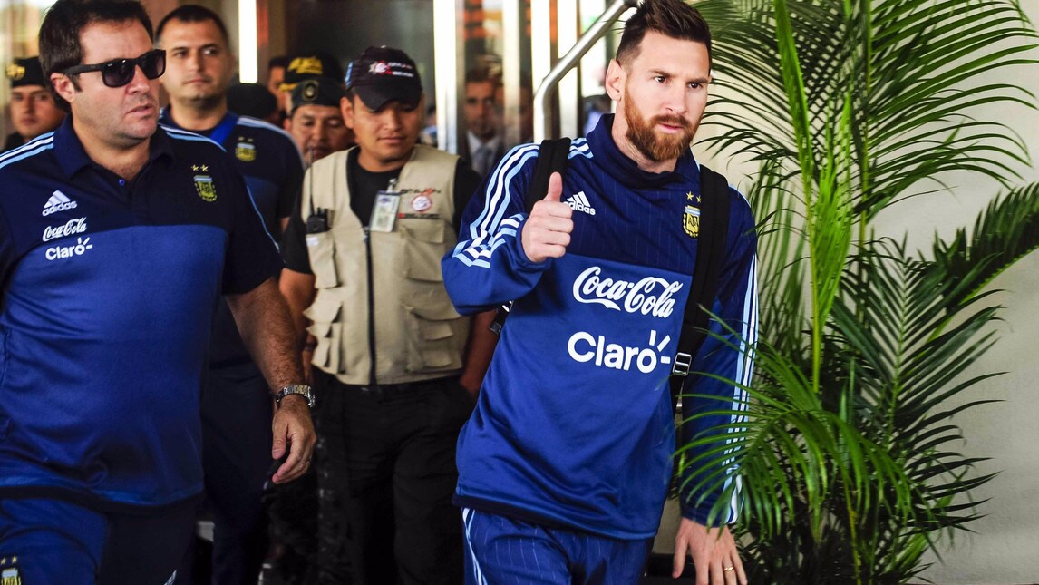 Argentina, il Mondiale in 90': Messi e compagni lasciano l'hotel