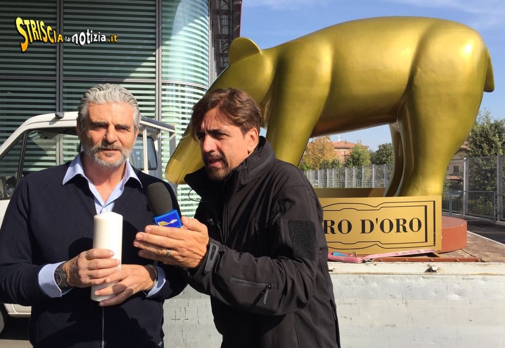 F1 Ferrari, Arrivabene riceve il Tapiro: «Dobbiamo spingere di più»