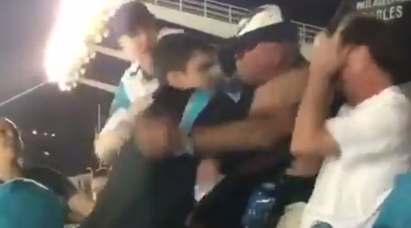 Nfl, video choc: furiosa rissa in tribuna