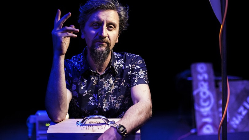 Ascanio Celestini e Pueblo al Teatro Vittoria
