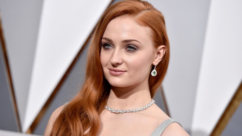 Sansa Stark si sposa: Sophie Turner è fidanzata ufficialmente