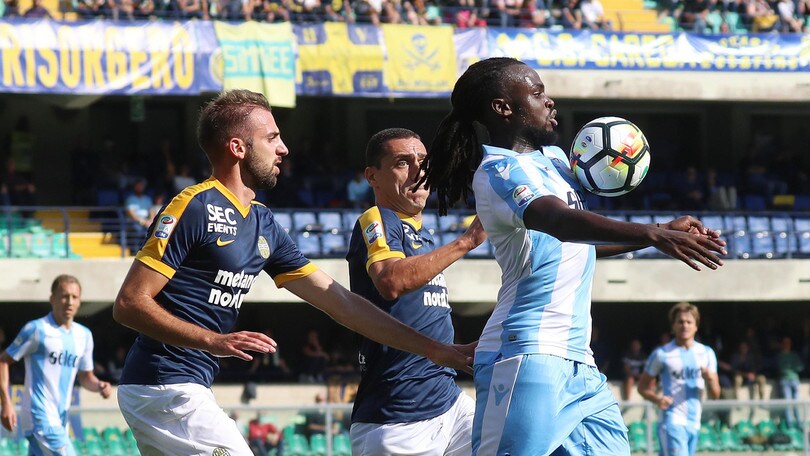 Serie A Verona, per Heurtaux versamento alla caviglia