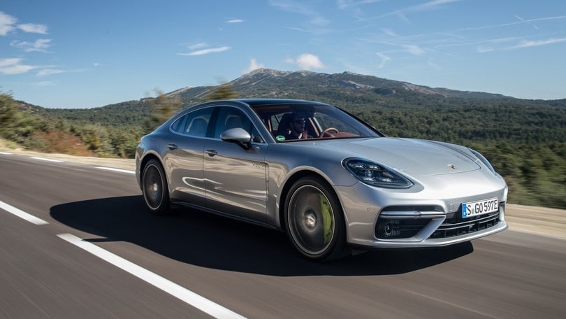 Porsche Panamera Sport Turismo, lusso anticonformista
