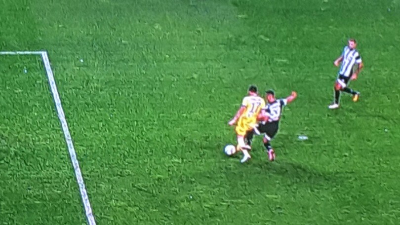 Udinese-Juve, rosso? Su Mandzukic era rigore!