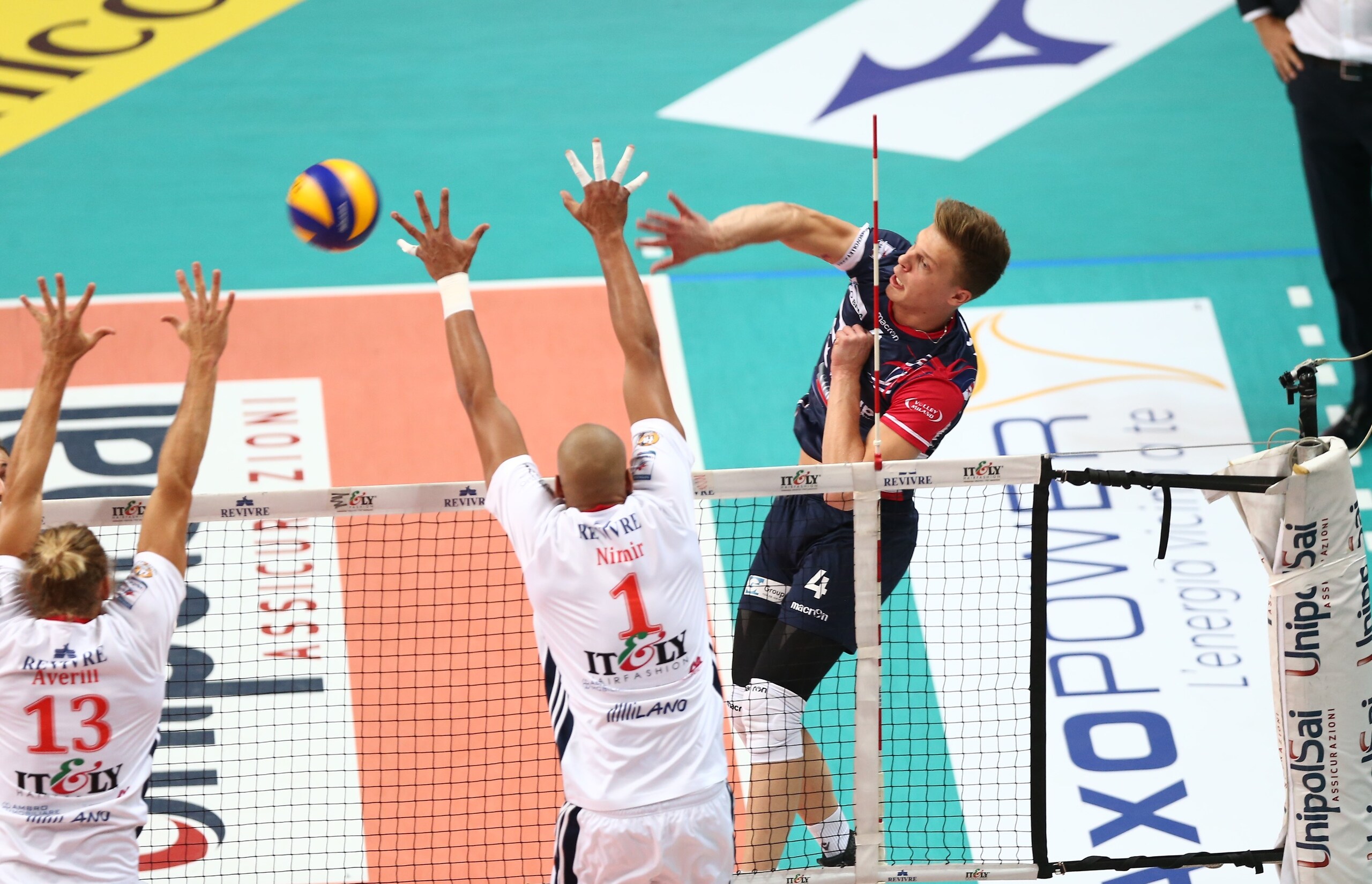 Volley: Superlega, Perugia, Modena e Trento corsare, Milano vince il derby