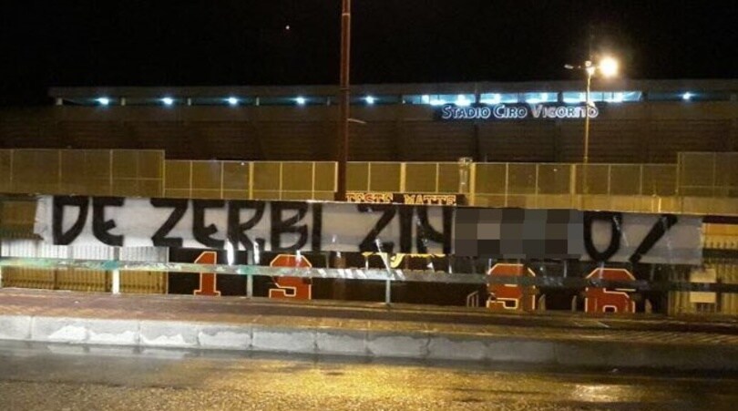 Benevento, i tifosi contro De Zerbi: «Zingaro»