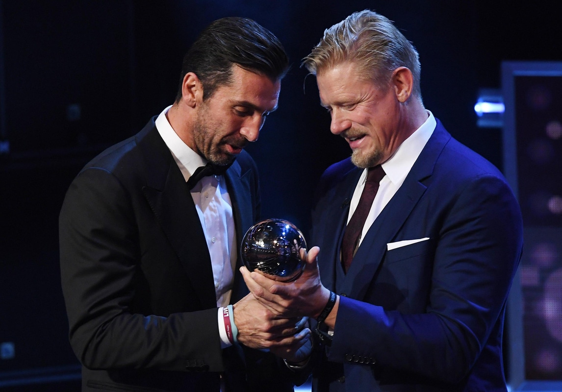 Juventus, Buffon miglior portiere dell'anno: «Felice di averlo vinto alla mia età»