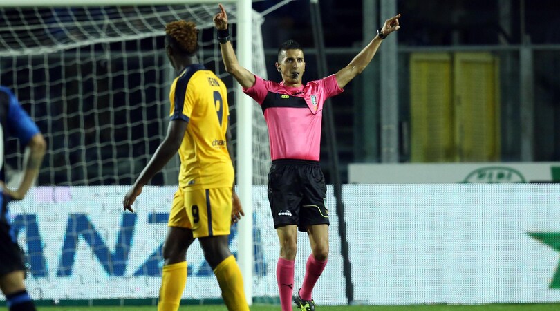 Serie B Bari-Ascoli, l'arbitro è Serra. Marinelli per Parma-Avellino