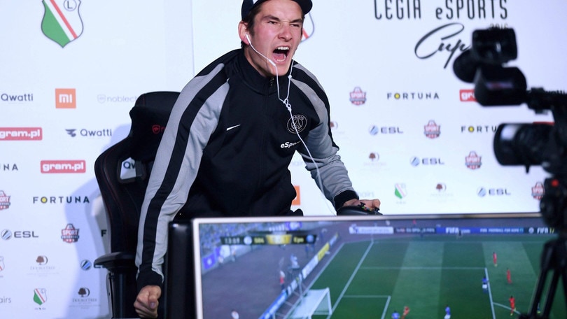 ESports, cambiano i mondiali di Fifa 18: nasce la eWorld Cup