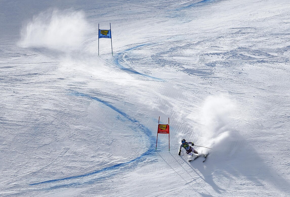 Mondiali Sci Alpino, annullata la gara di Soelden: causa maltempo