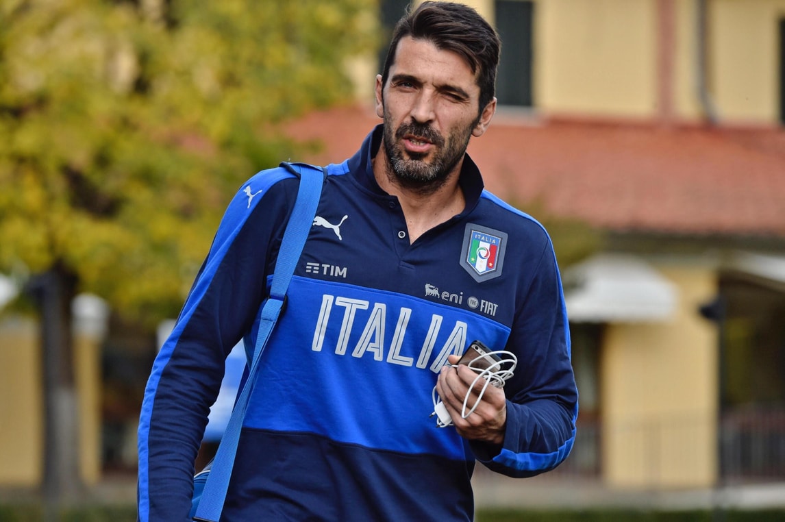 Juventus, Buffon: «20 anni d’azzurro, il regalo più bello della mia vita»