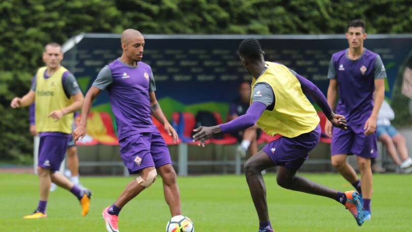 Serie A Fiorentina, si scaldano Vitor Hugo e Bruno Gaspar