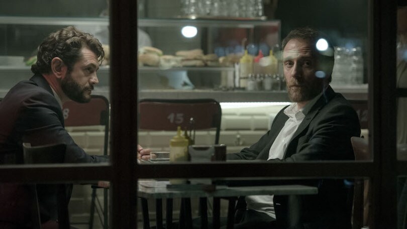 The Place, recensione del film con Valerio Mastrandrea