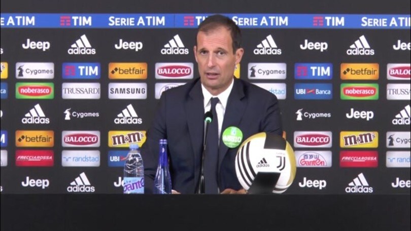 Allegri sulle punizioni: "Non c'è solo Dybala per calciarle"